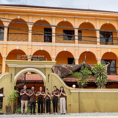 Den Hotel Totonou Siem Reap Exteriör bild