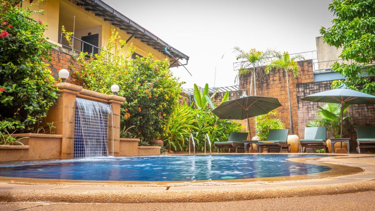 Den Hotel Totonou Siem Reap Exteriör bild