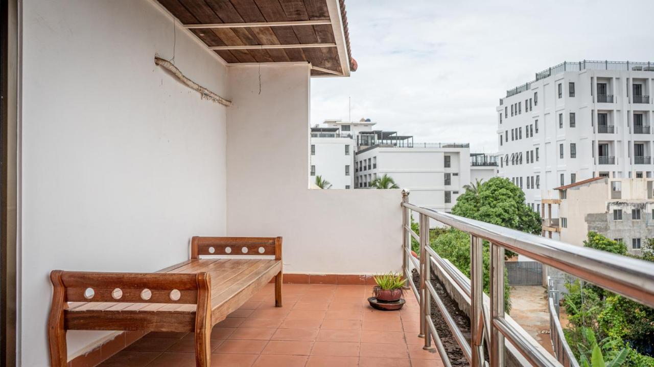 Den Hotel Totonou Siem Reap Exteriör bild