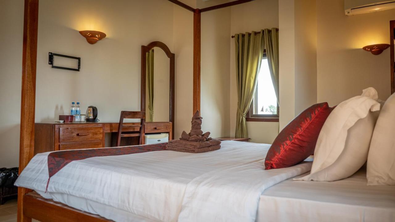 Den Hotel Totonou Siem Reap Exteriör bild